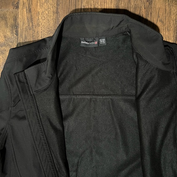 swiss tech jacket - Picture 3 of 6